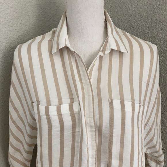 Zara Basic Button Down Shirt - Picture 2 of 8
